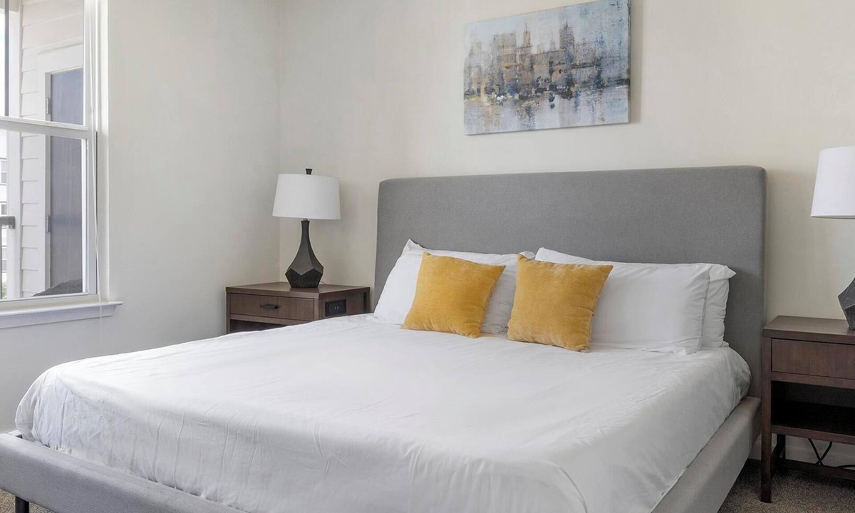 Mableton Apartment | Landing | Beautiful 1BD, Pool, Rooftop Lounge