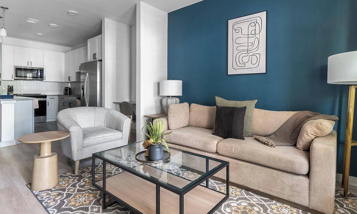 Springfield Apartment | Landing | Chic 1BD, Gym, Courtyard