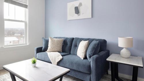 Rome Apartment | Landing Chic 1BD Gym Pool