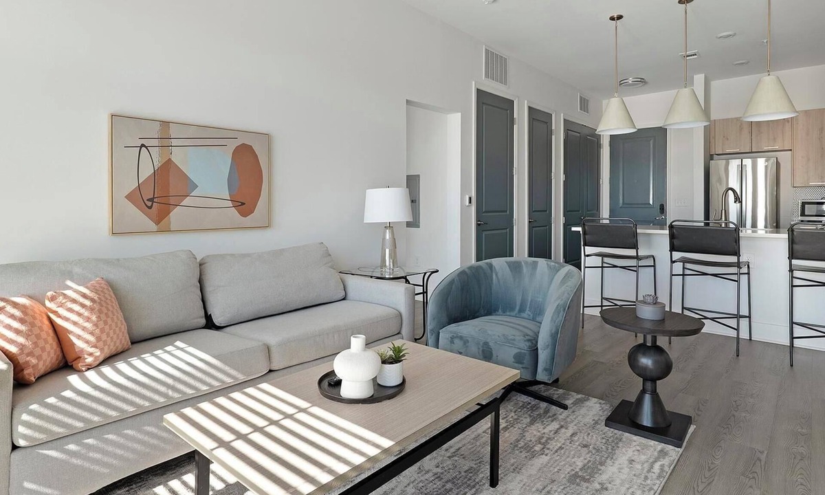 Crestline Heights Apartment | Landing | Spectacular 2BD, Clubhouse, Gym