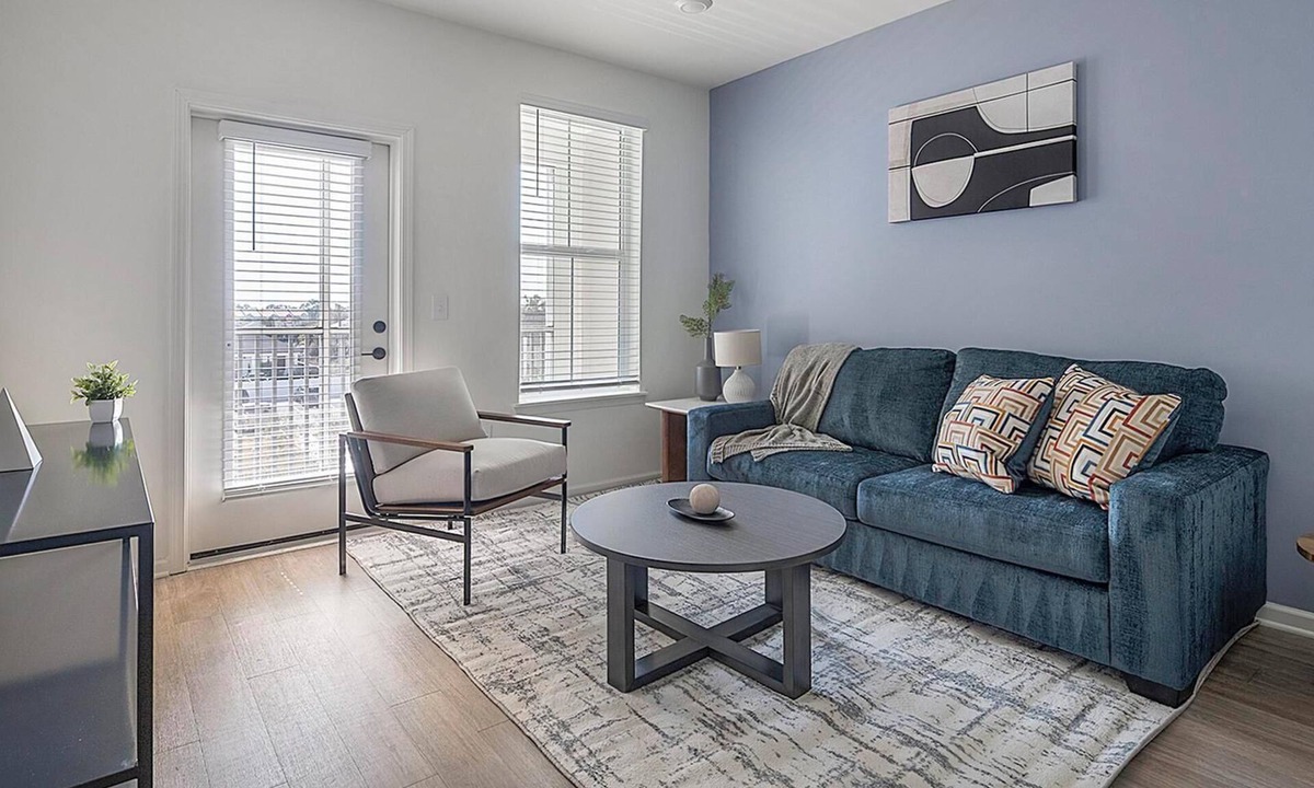 Ono Island Apartment | Landing | Stunning 1BD, Pool, Clubhouse