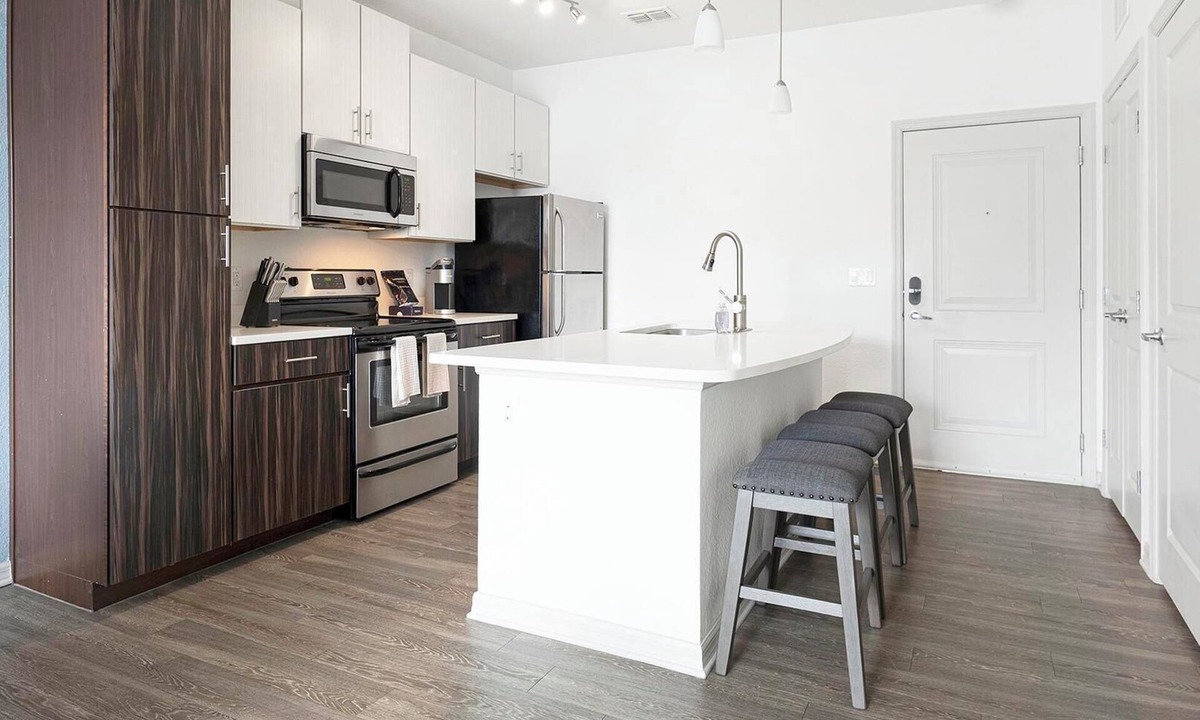 Fairvilla Apartment | Landing | Stylish 1BD, Gym, Clubhouse