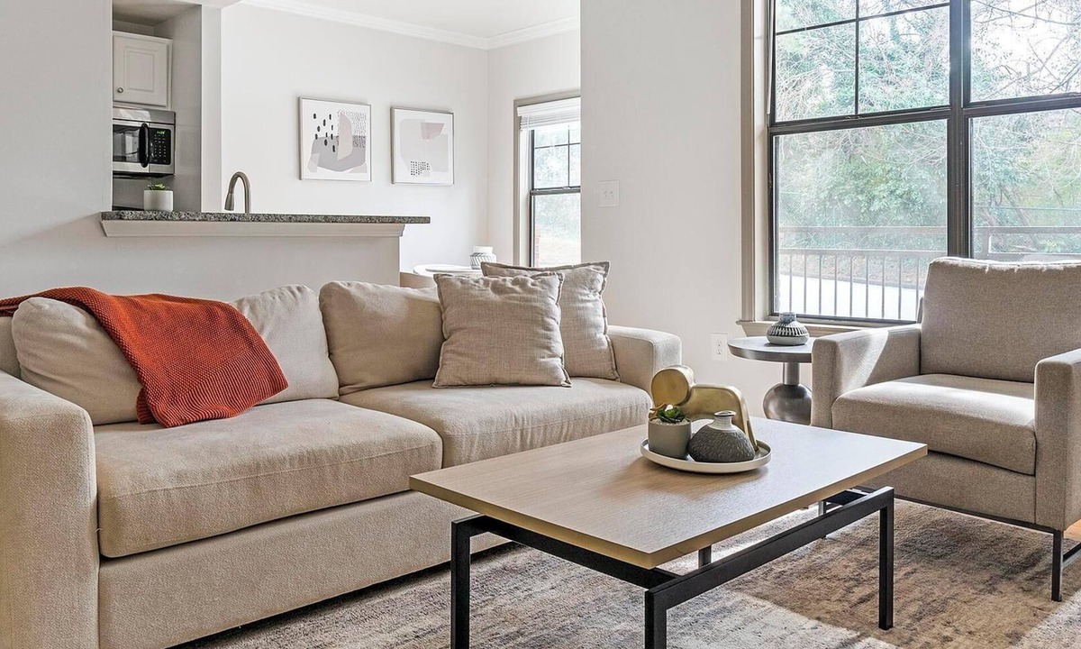 Piedmont Heights Apartment | Landing | Stylish 1BD, Gym, Pool