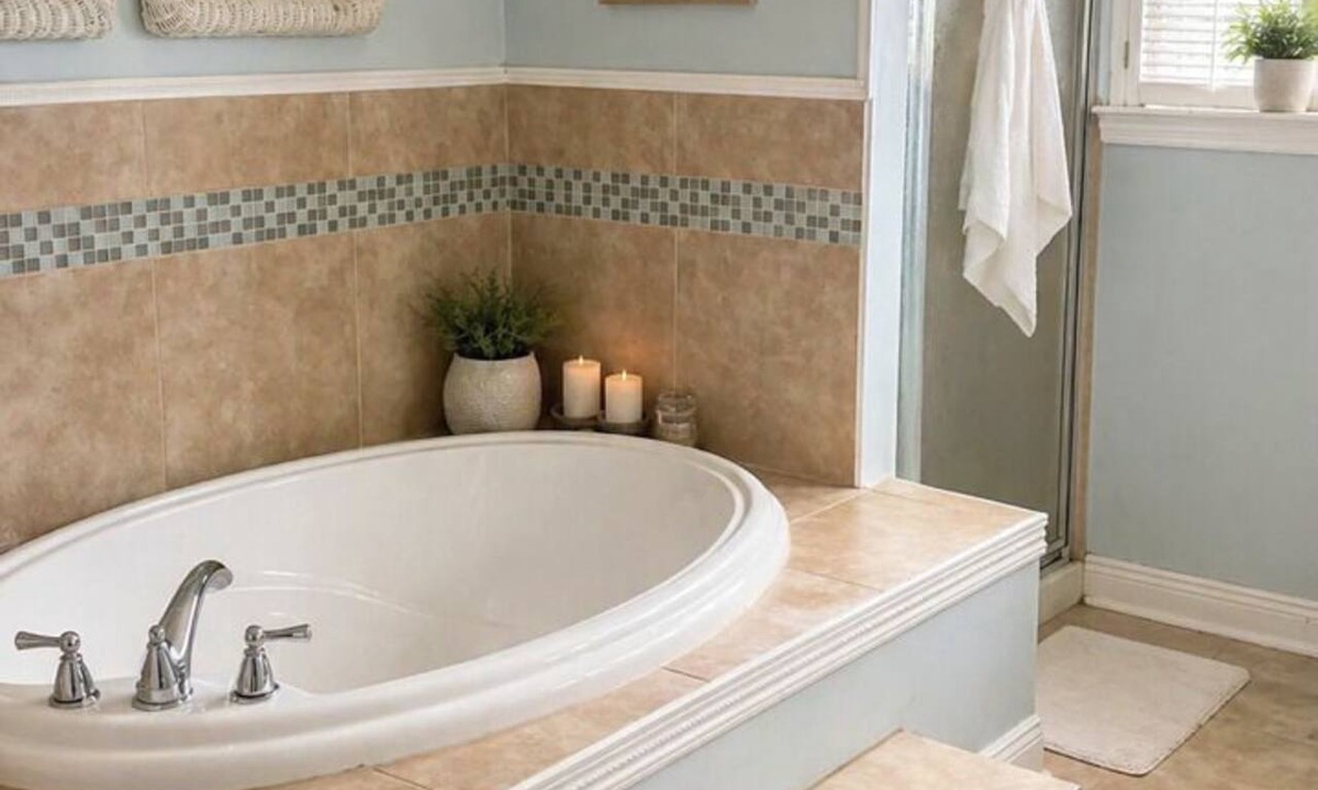 Adamsville House | Large 5-bdrm 5 bathroom Home