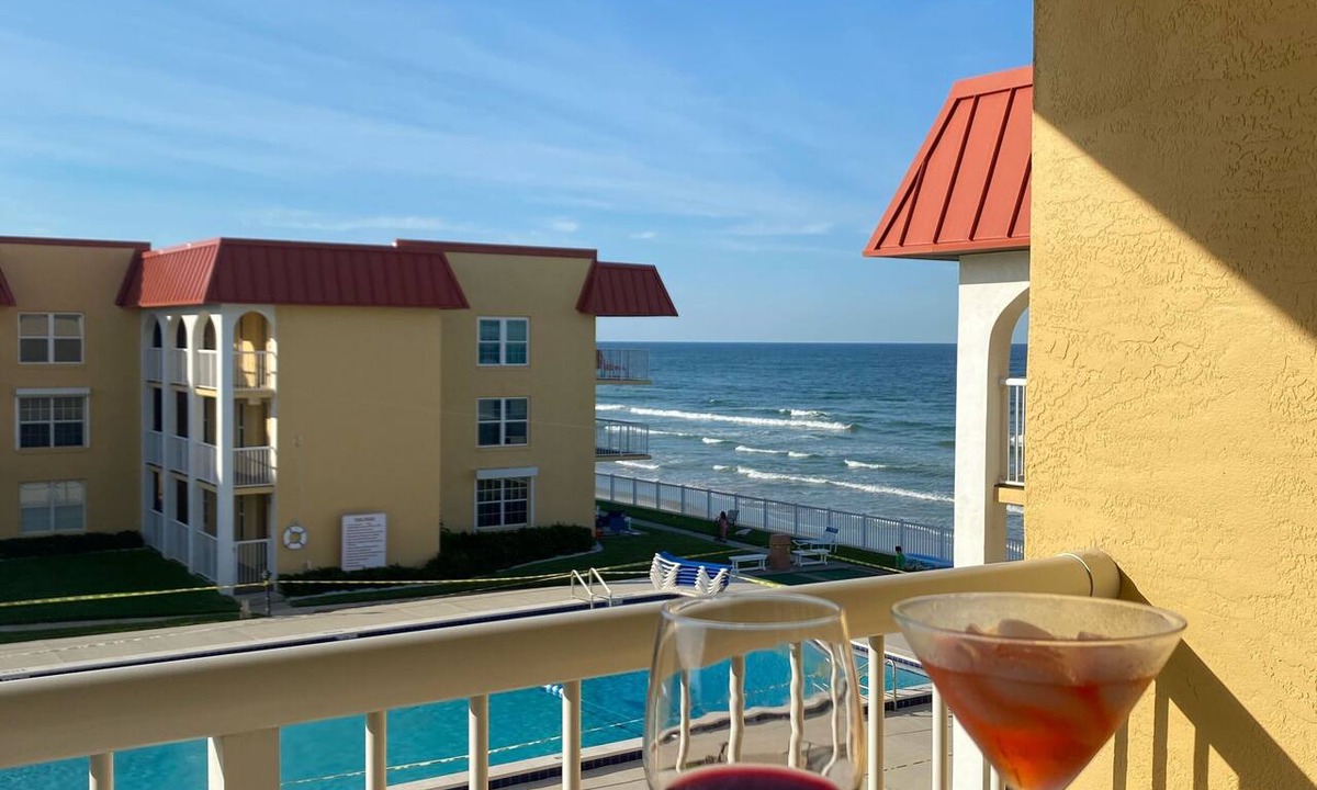 Point East Condo | Last Minute July week available due to cancellation! Best reviews on beach!