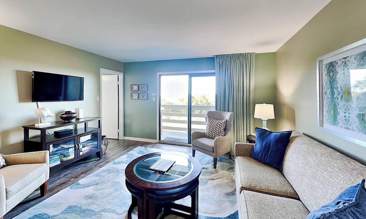 Tybee Island Condo | Lighthouse Point 15A | 1st Floor Beachfront Spot!