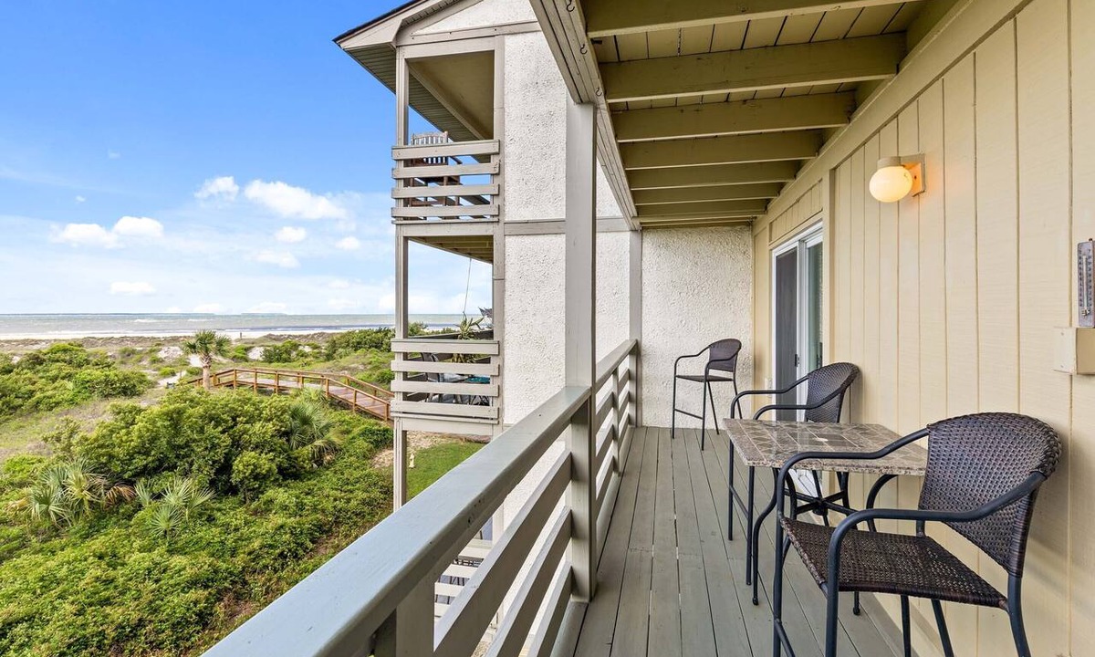 Tybee Island Condo | Lighthouse Point 20B | Ocean Views, Community Pool