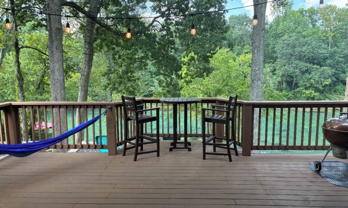 Heber Springs Cabin | Little Red River Waterfront Cabin for a perfect fishing getaway!