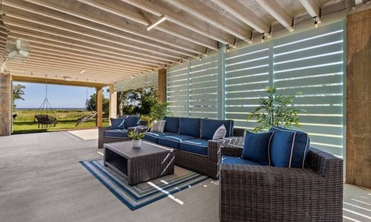 Long Beach House | Long Beach Bungalow-3Br/2 bath