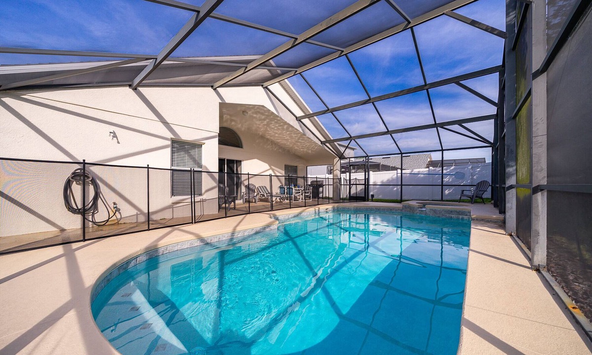 West Haven House | Lovely 4 Bedroom Home-Private Pool-Close to Disney-10% off for weekly stay