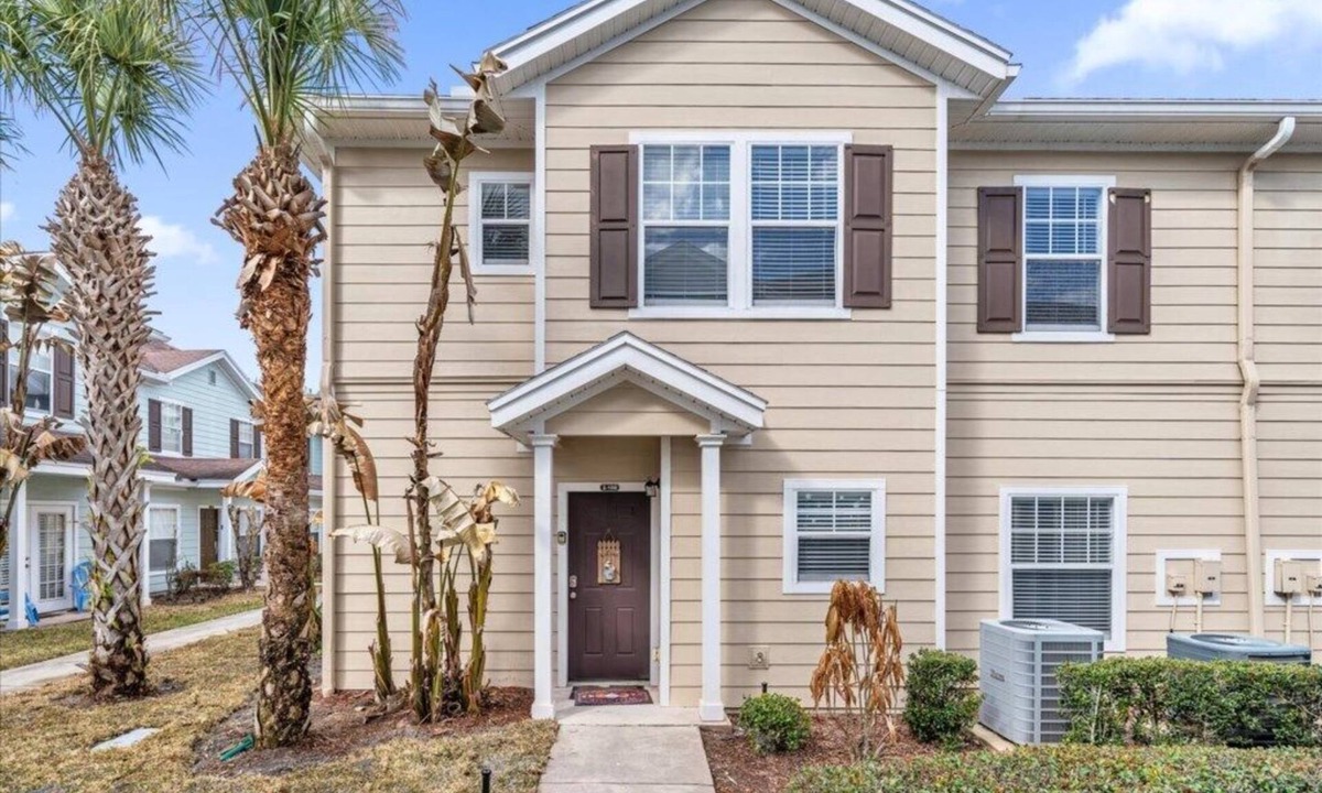 Indian Wells House | Lucaya Retreat 4 Bedroom Town home
