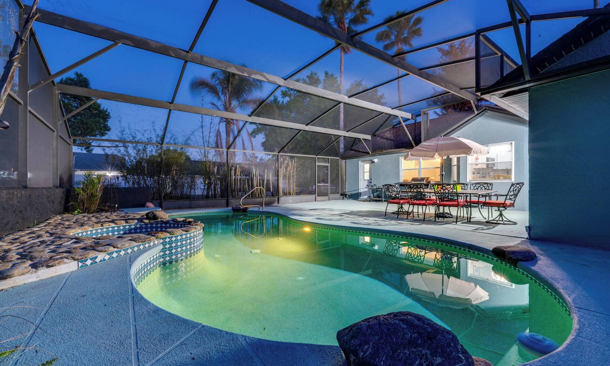 Davenport Cottage | Luxe Davenport Duplex w/Private Pool & Spa