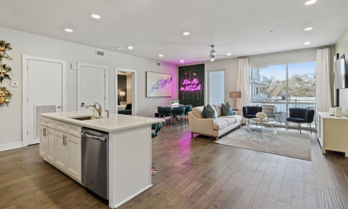 Bywater Condo | Luxury 2 Bedroom Condo in Bywater New Orleans