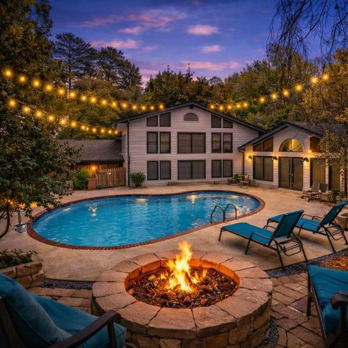 Buckhead House | Luxury 7BR Buckhead Oasis wPool,GameRoom&Firepit
