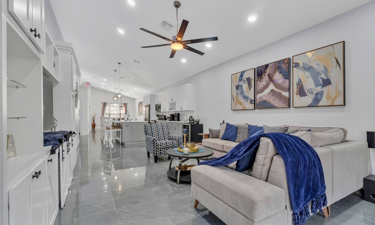 Bridgeford Crossing House | LUXURY HOME! 4BEDS/3B. PRIVATE POOL!
