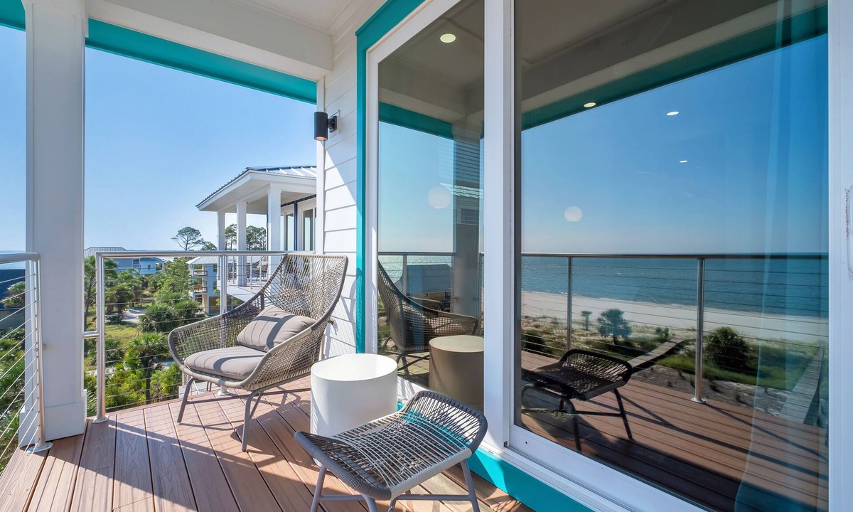Indian Pass House | Make waves this fall with our reduced prices- Up to 40% Off! Inquire now!