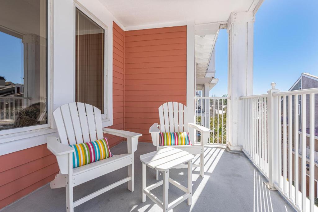Baytowne Wharf House | Market Street Inn 4446