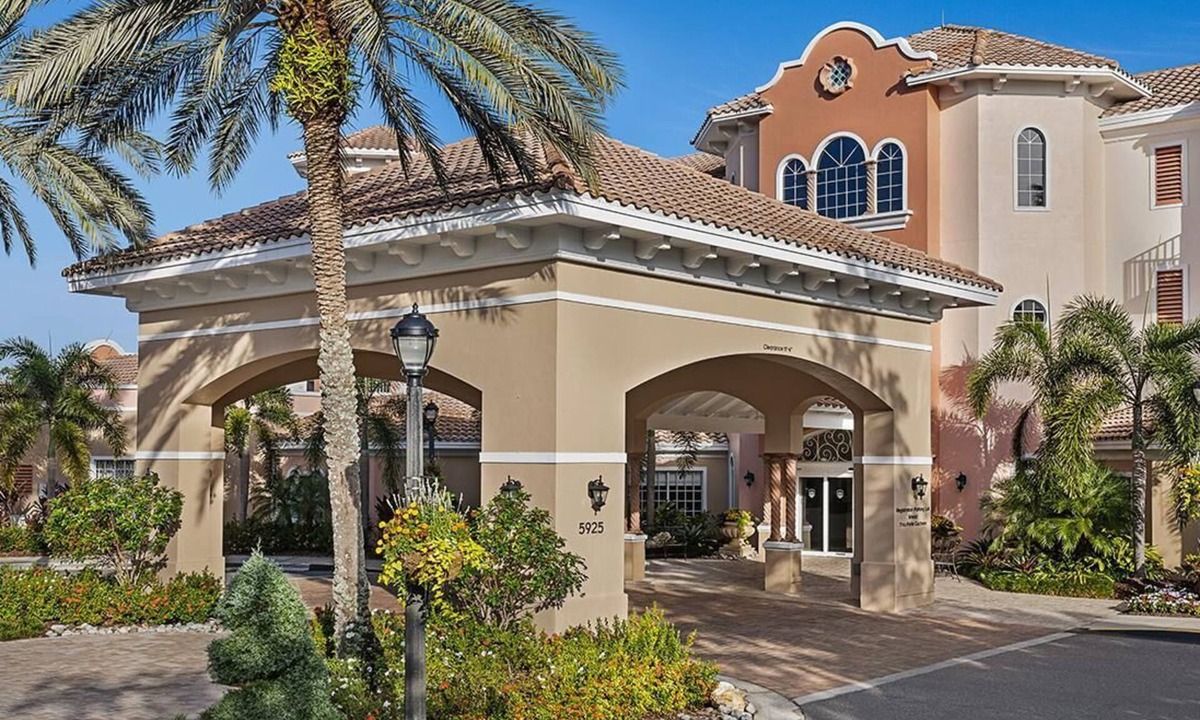 Williamsburg Resort | Marriott's Grande Vista: 2-bedroom resort in Orlando near Disney and Universal