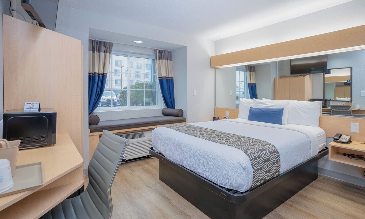 Albertville Hotel | Microtel Inn & Suites by Wyndham Albertville