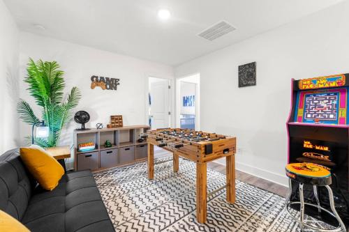 Auburn House | Modern Townhome in Auburn