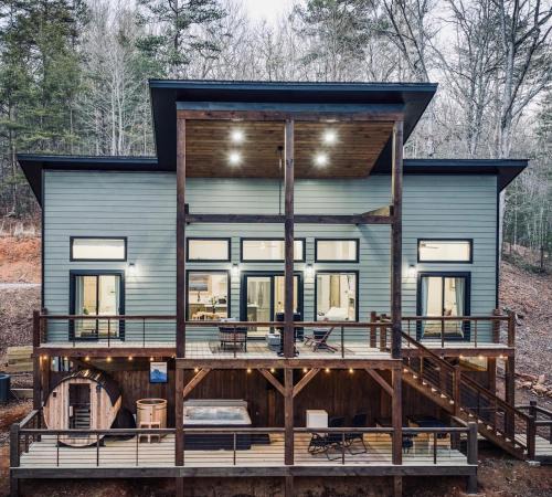 My Mountain House | Mountain Spa Cabin- Massages, Hot Tub, Sauna, Cold Plunge