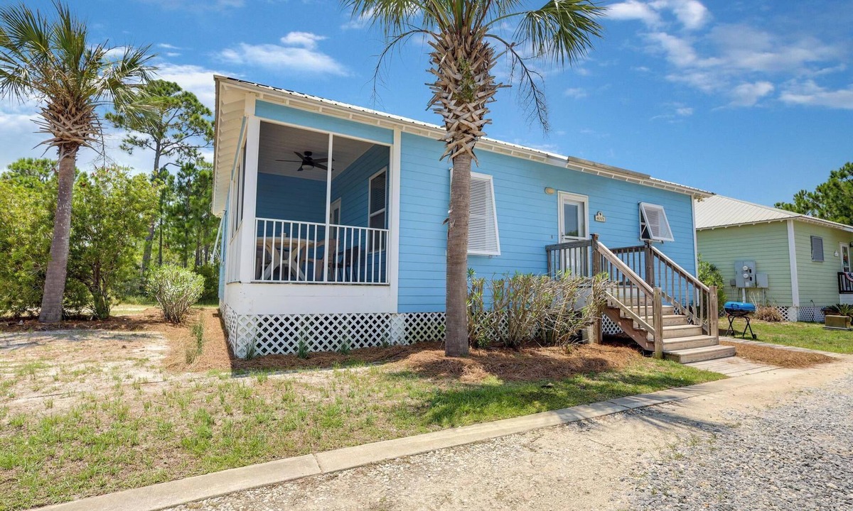 Fort Morgan Cottage | Nature's Paradise~Pets Welcome~2 Pools~Beach Nearby~Book Your GetAway Today!