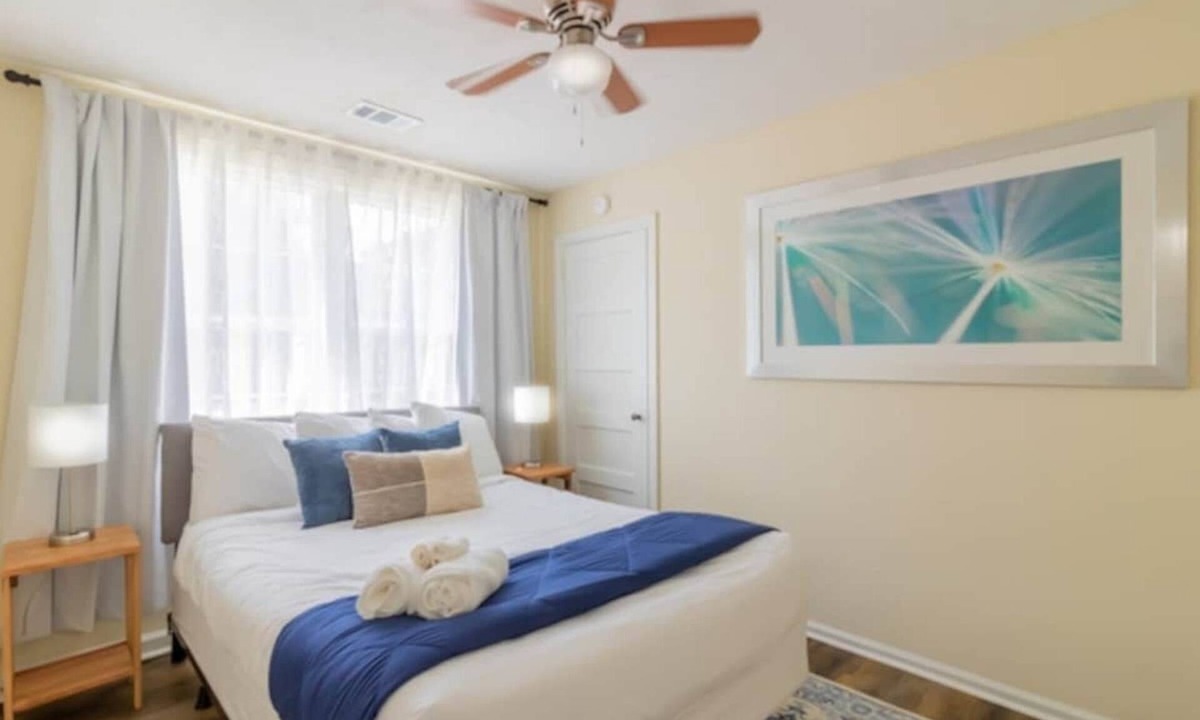 Columbus House | Near Downtown - The Delightful Double - Units A&B