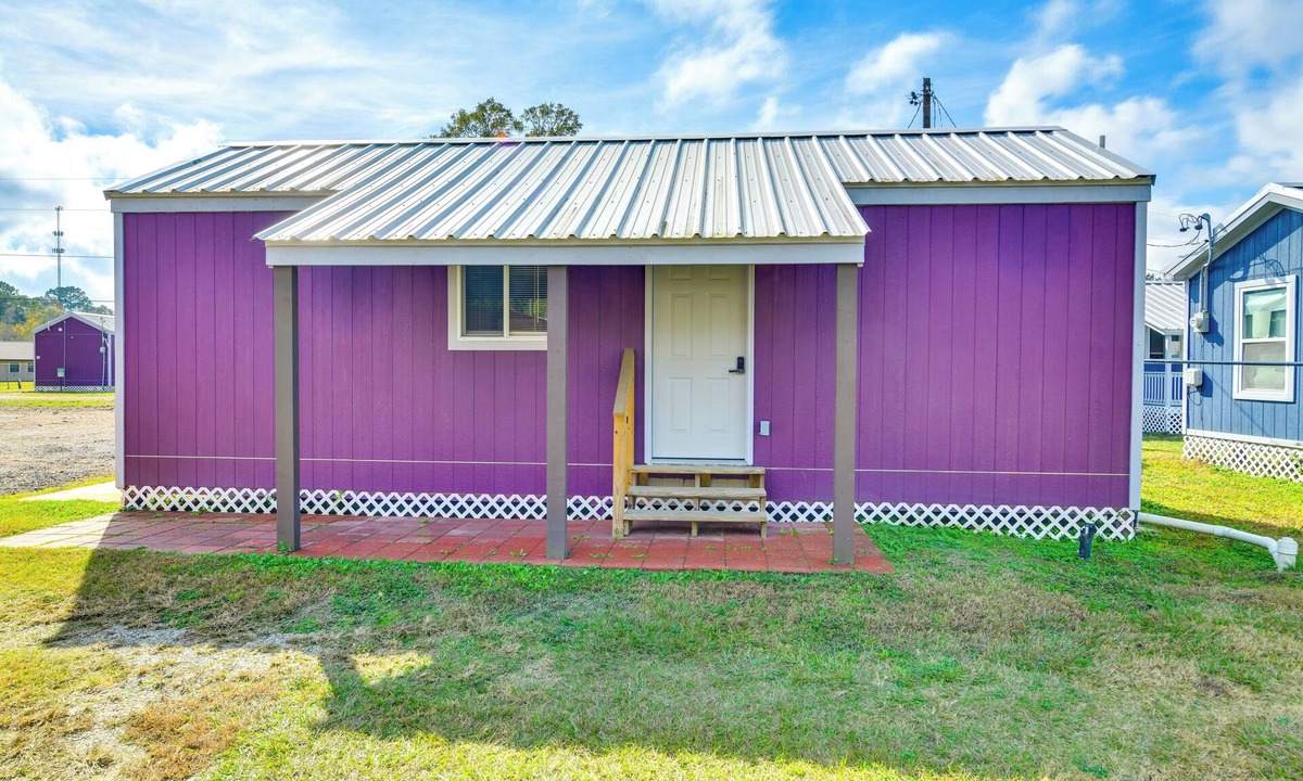 Picayune Cottage | Near Dtwn & Space Center: Tiny Home in Picayune