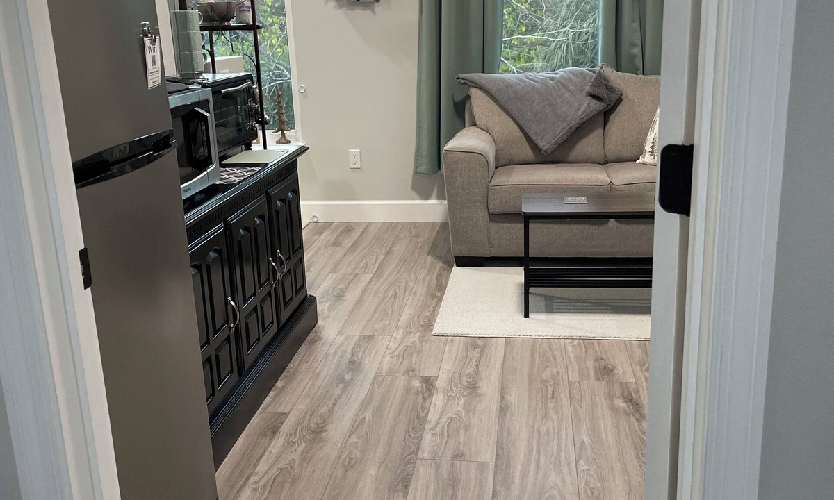 Port Orange Apartment | NEW Cozy 1-bedroom suite between Daytona and NSB. only 3 mi. from the beach!