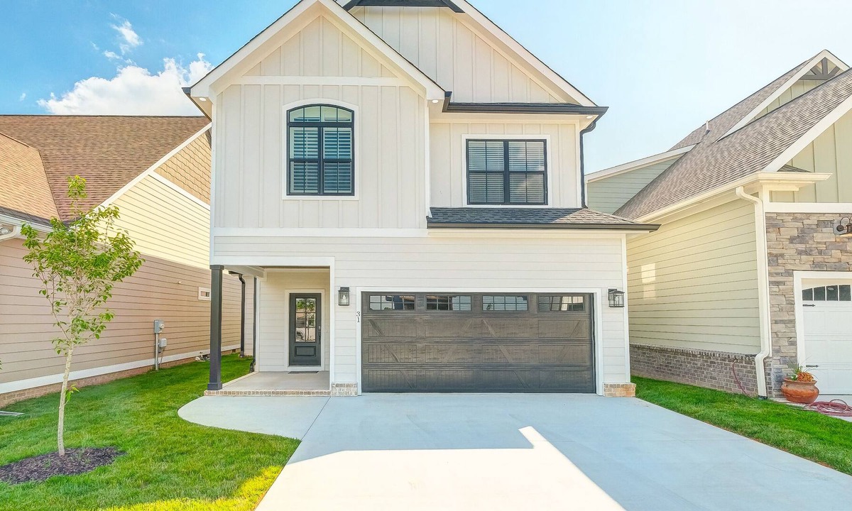 Winchester House | NEW Lakehouse at Twin Creeks Marina with Lake View