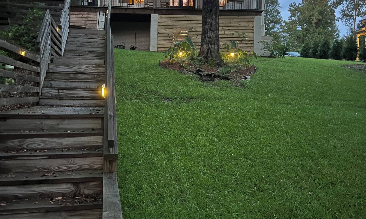 Northport House | New listing! Bright and airy waterfront home on Lake Tuscaloosa
