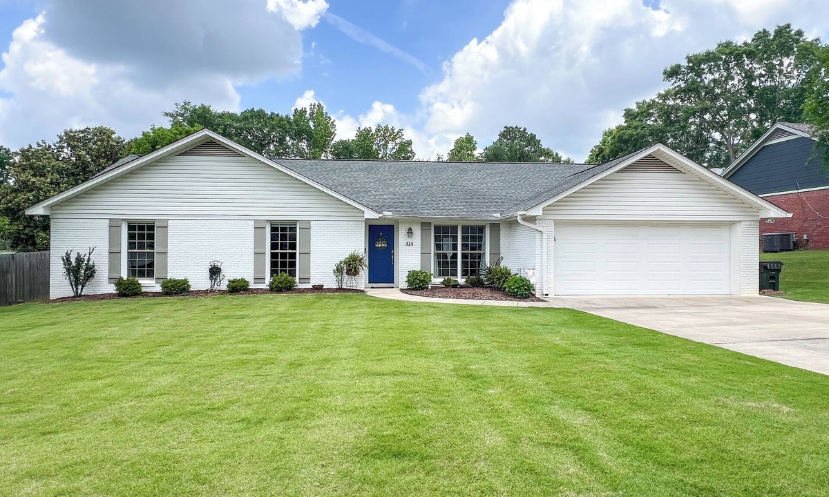 Tuscaloosa House | NEW Listing ~ The Roll Tide Ranch