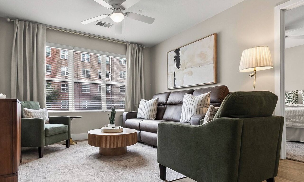 Tuscaloosa Condo | NEW Mary Harmon Landing 1st Floor w/Gym & Pool