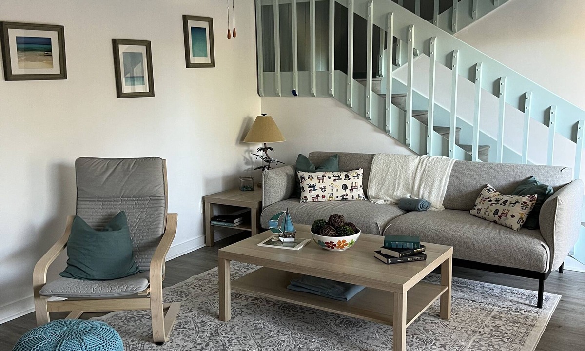 New Smyrna Beach House | New Smyrna beach townhouse 1 block from the beach