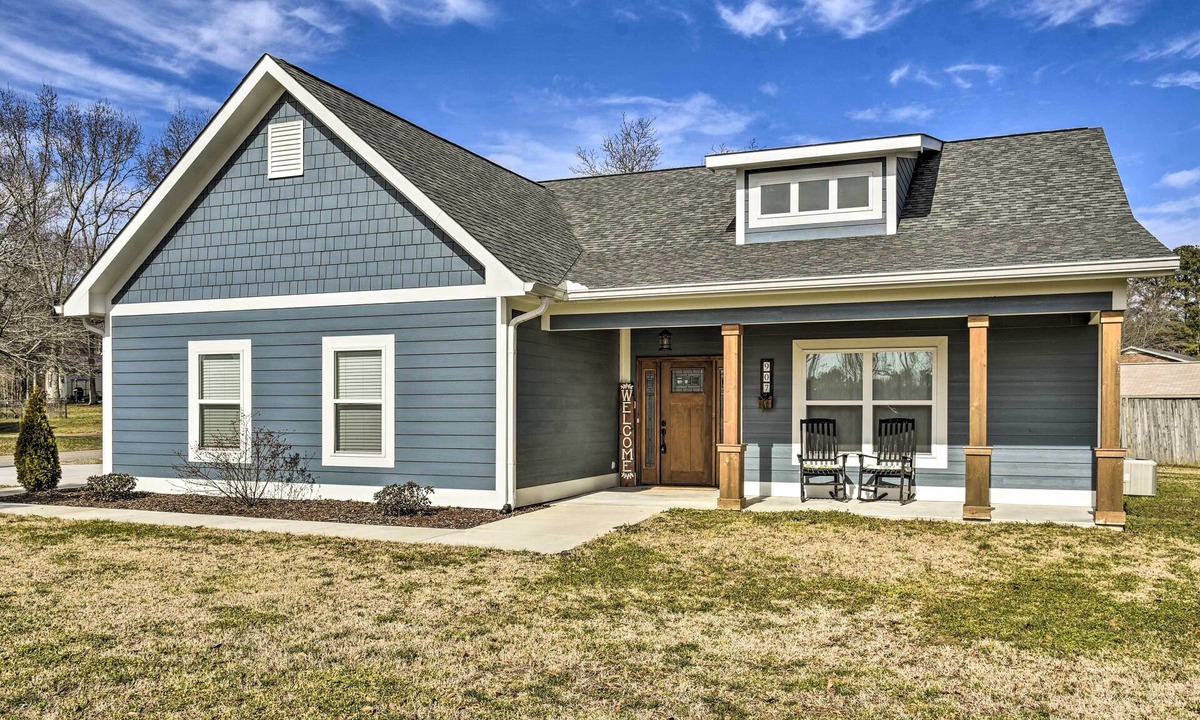 Arab House | Newly Built Arab Abode Near Guntersville Lake