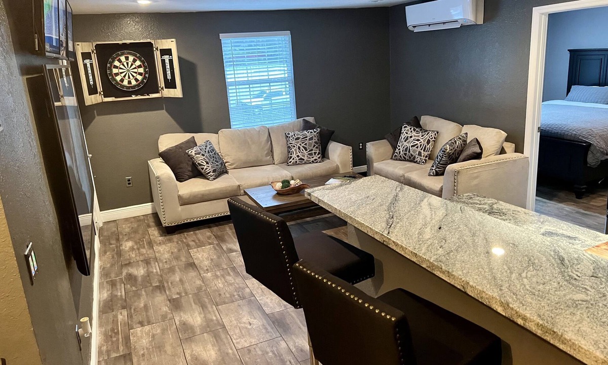 Lake Como Apartment | Newly remodeled one bedroom, one bathroom apartment. Pet-friendly!