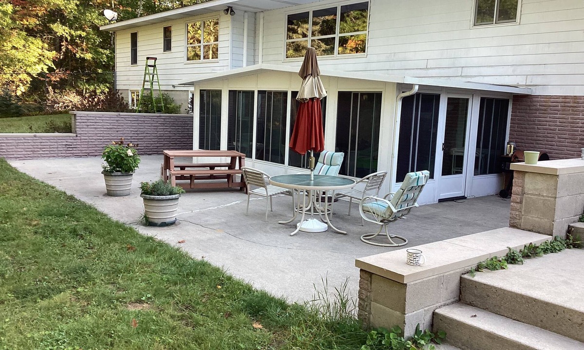 Herron House | Newly renovated, large home, private, wooded area, beautiful river, pet friendly