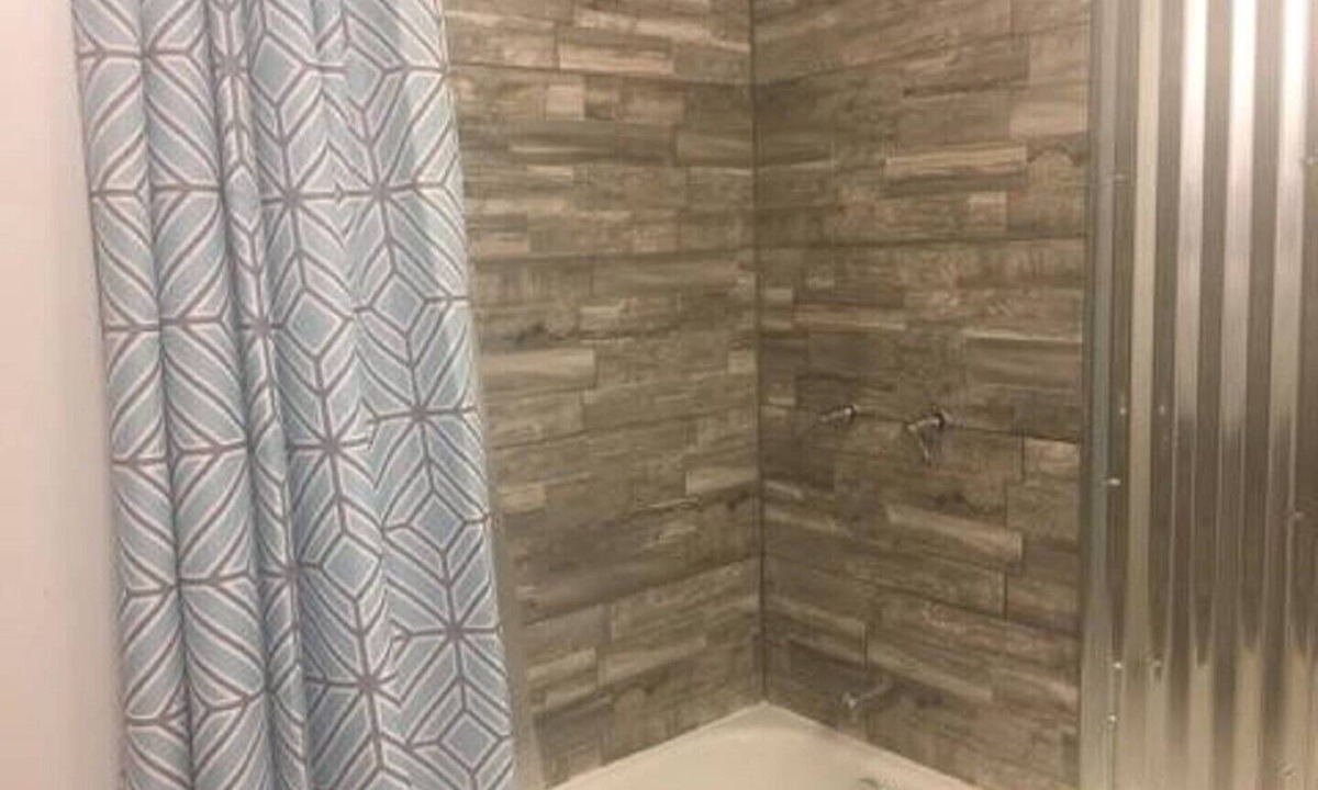Lake City House | O'LE LADYBUG COTTAGE