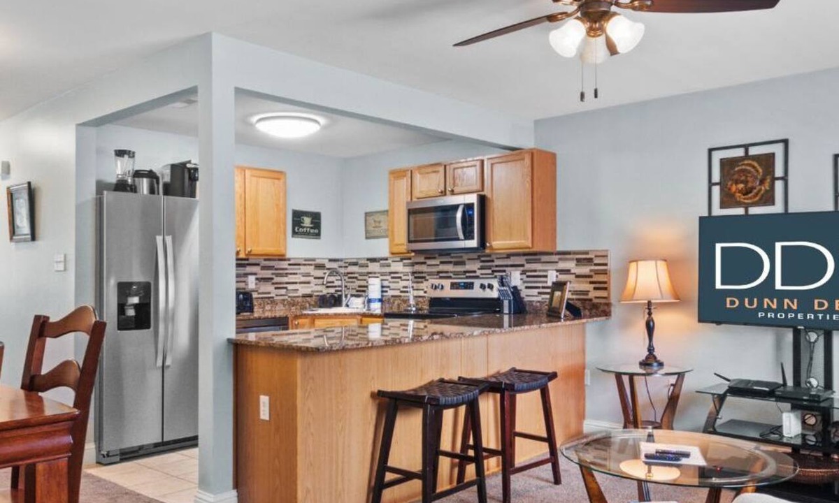 Biloxi Condo | Oak Shores 77 | Just a Short Walk to the Beach!