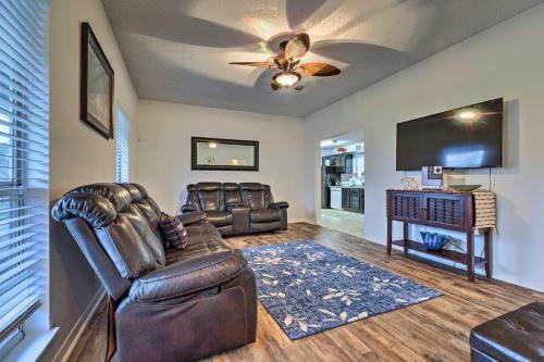 Gulf Hills House | Ocean Springs Home w/Sunroom ~ 5 Mi to Beach