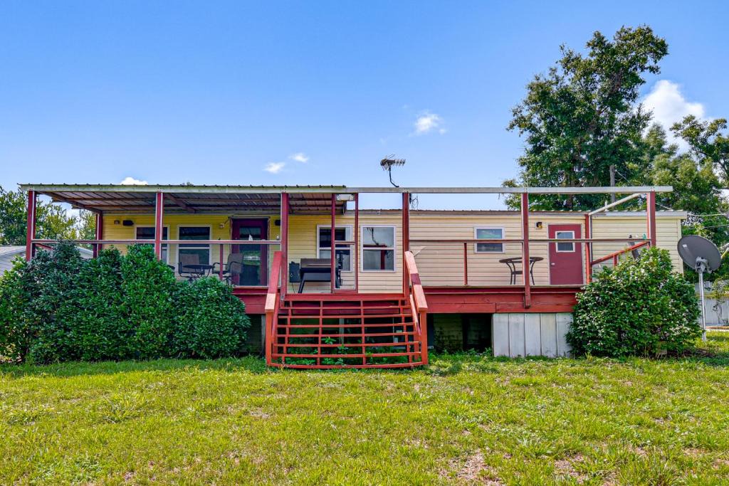 Youngstown House | On Deer Point Lake! Gated Home w/Private Dock