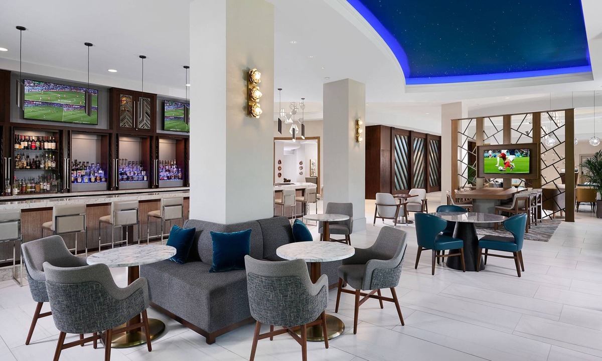 Lake Mary Hotel | Orlando Marriott Lake Mary
