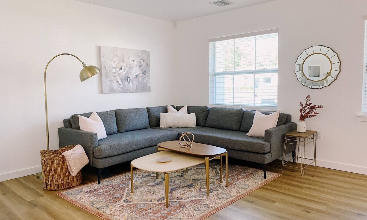 Oviedo House | Oviedo Home Near UCF & Orlando, Sleeps 8, Private Yard, 4BR/2BA
