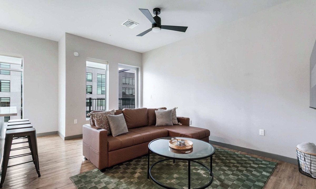 Highlands - Perkins House | Peaceful Modern Townhome | Water Campus