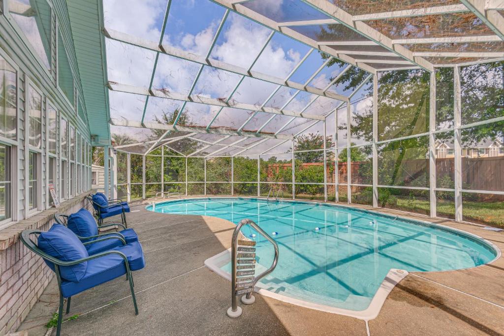 North Northwest Pensacola House | Pensacola Paradise - HTD Pool, Jacuzzi, Game Room