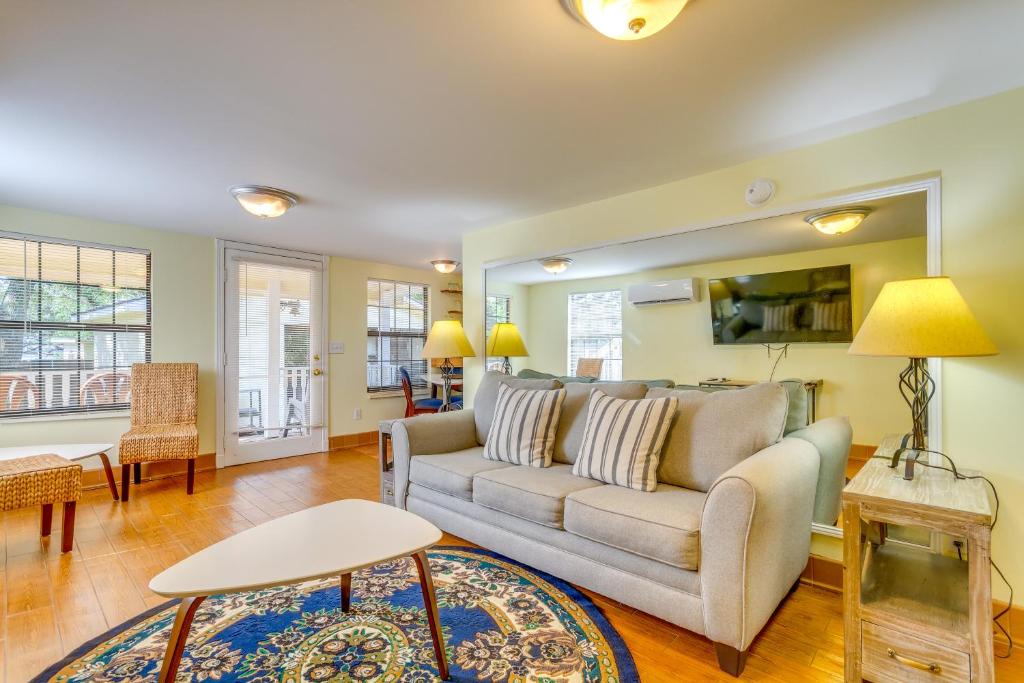 Ono Island House | Pensacola Vacation Rental - Walk to Ocean!