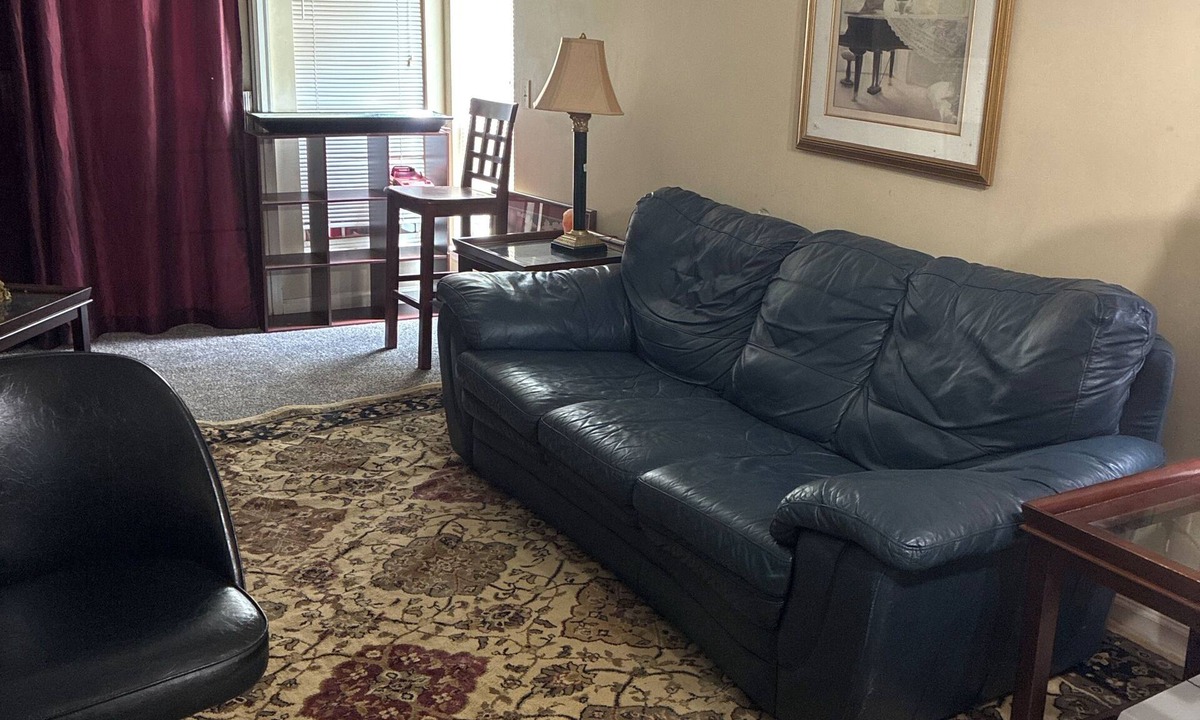 Decatur House | Perfect 3-bedroom townhome with AC in tranquil Decatur