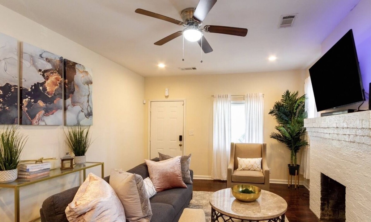 Reynoldstown House | perfect home 2BR/2Bath in heart of Atlanta city.