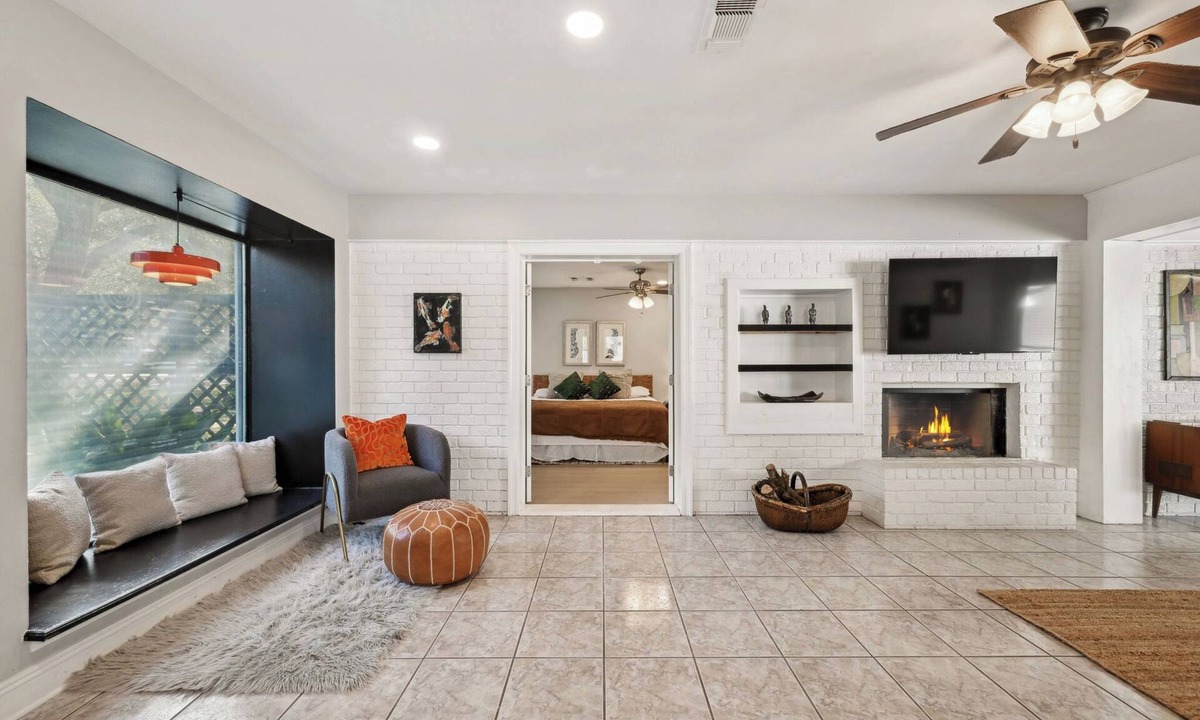 Covington Cottage | Perfect Pair: A Peaceful Cottage Vibe & Your Own Private Gameroom.