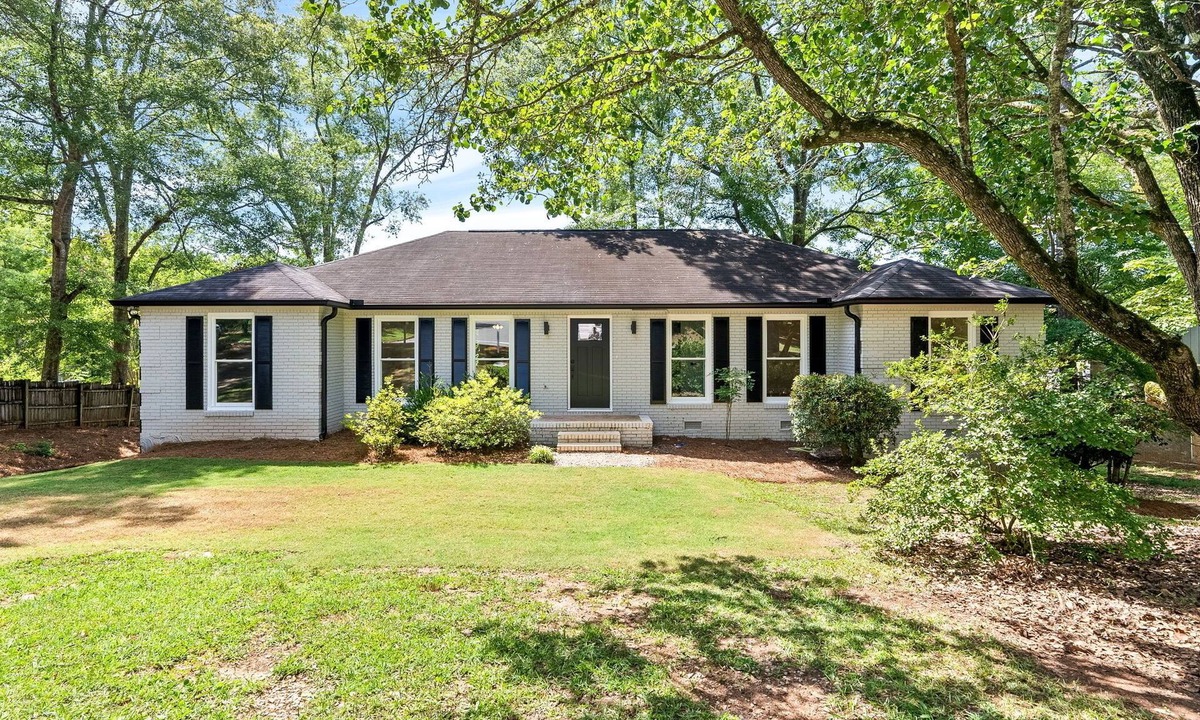 Opelika House | Phenomenal 4-bedroom home in Opelika close proximity to Robert Trent Jones